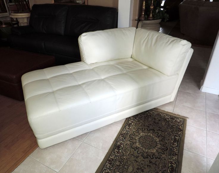 2017 White Leather Chaises With White Leather Chaise Lounge (View 2 of 15)