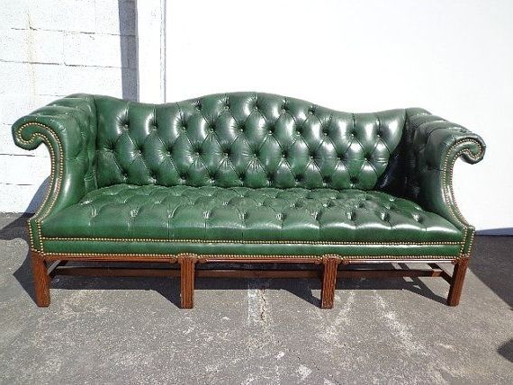 Amazing Of Green Leather Chesterfield Sofa Tufted Leather Regarding Most Recent Tufted Leather Chesterfield Sofas (Photo 6 of 10)