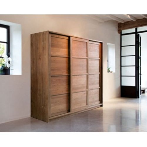 Most Up To Date Triple Door Wardrobes With Regard To Eng Triple Door Wardrobe L Metstore's (View 14 of 15)
