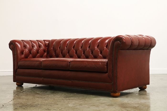 Most Up To Date Vintage Tufted Leather Chesterfield Sofa (Photo 1 of 10)