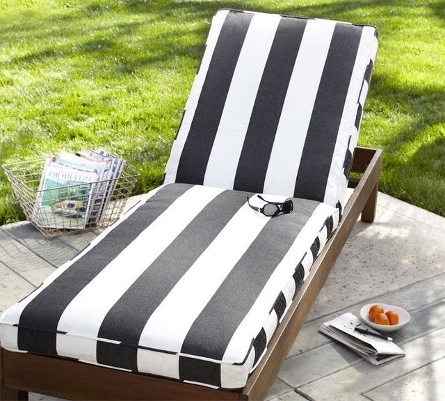 Outdoor Cushions For Chaise Lounge Chairs For Newest Black And White Outdoor Cushions (View 6 of 15)