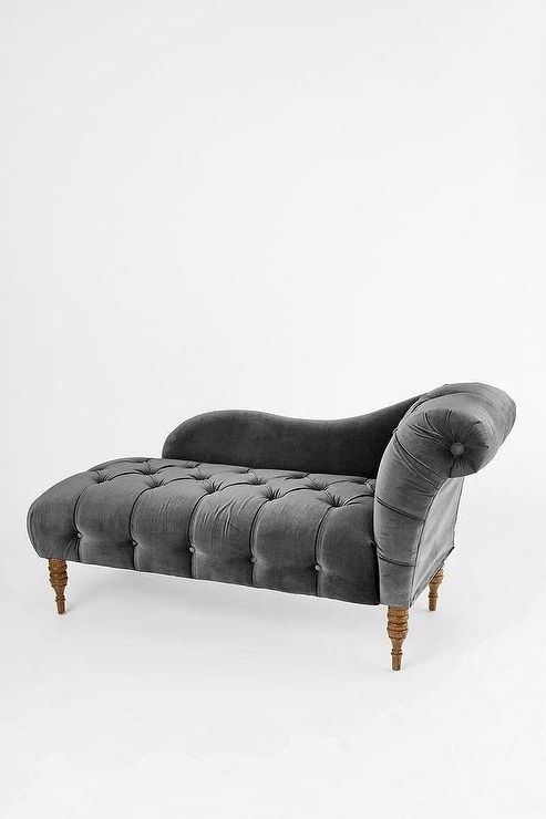 Velvet Button Tufted Chaise With Regard To Most Recent Velvet Chaises (View 15 of 15)
