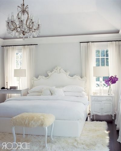 Chandeliers In Bedrooms With Regard To Well Known Chandeliers In The Bedroom (Photo 4 of 10)