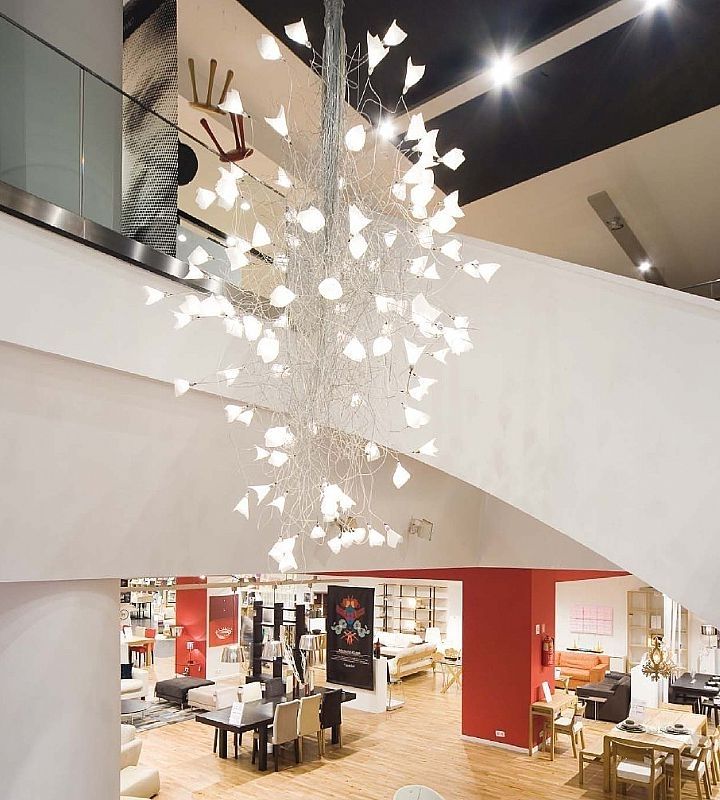 Led Jogg – Twisted Chandelier For Large Spaces (View 1 of 10)