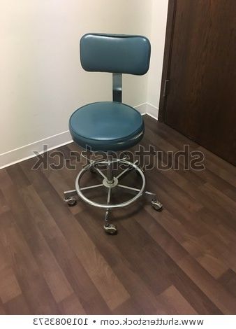 2018 Blue Leather Swivel Chair With Regard To Kawai Leather Swivel Chairs (View 12 of 20)