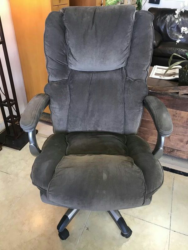 Most Recently Released Manor Grey Swivel Chairs Intended For Serta Adjustable Swivel Office Chair Desk Chair Computer Chair (View 19 of 20)