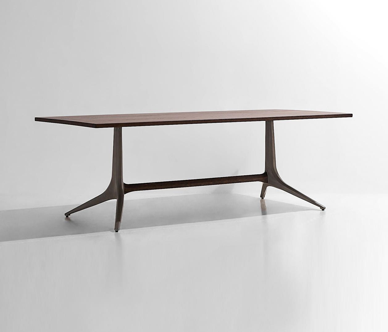 Architonic For Dining Tables In Seared Oak (View 14 of 30)