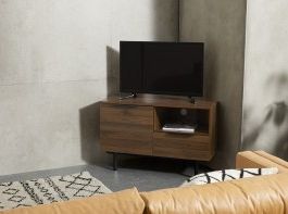 Tv Stands & Media Units (Photo 9 of 10)