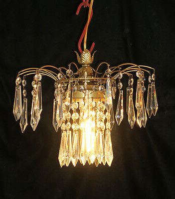 Trendy Antique Brass Crystal Chandeliers For Vintage Hollywood Waterfall Fountain Tole Brass Swag Lamp (View 3 of 10)