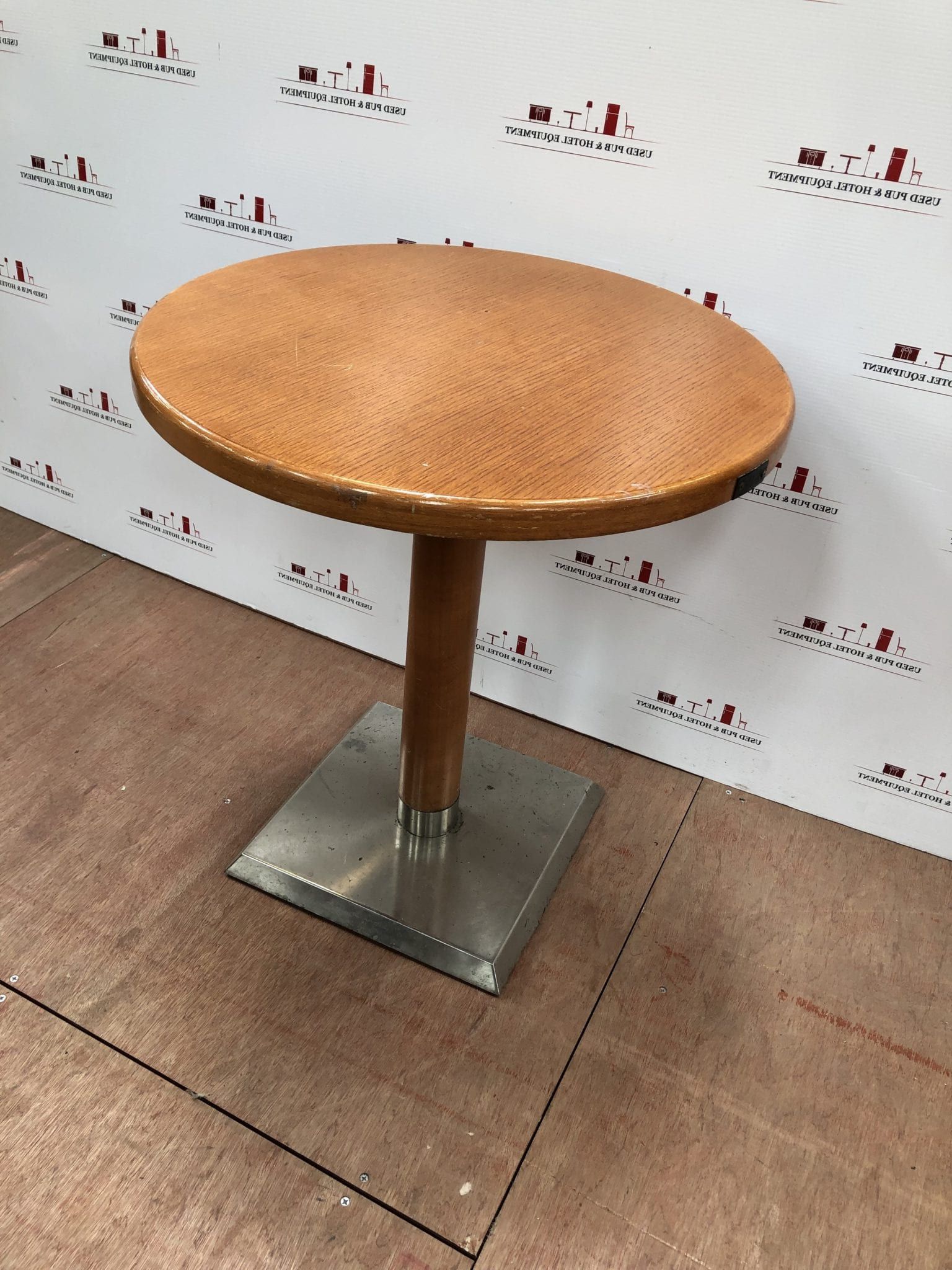 Most Popular Oak Round Table With Square Steel Base – Used Pub And Inside Metal Legs And Oak Top Round Console Tables (View 1 of 10)