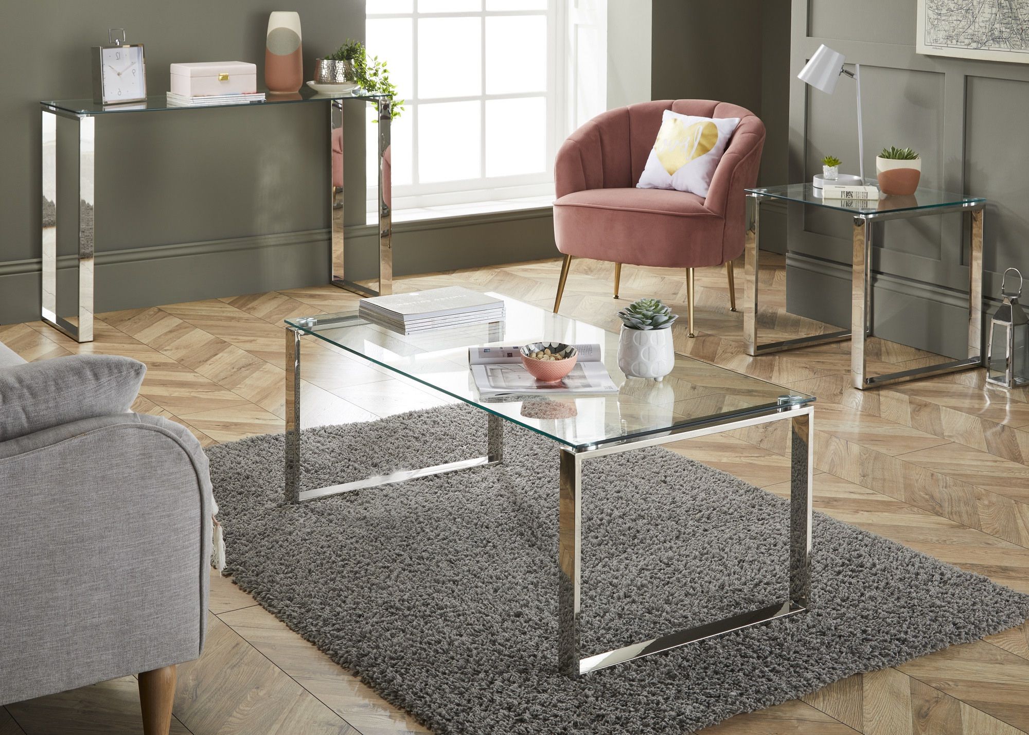 Chrome Coffee Tables With Fashionable Modern Glass & Chrome Coffee Table (View 5 of 10)