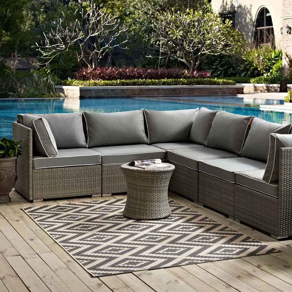 Jagged Geometric Diamond Trellis 8x10 Indoor And Outdoor Area Rug In Regarding Popular Gray And Beige Trellis Cylinder Pouf Ottomans (View 5 of 10)