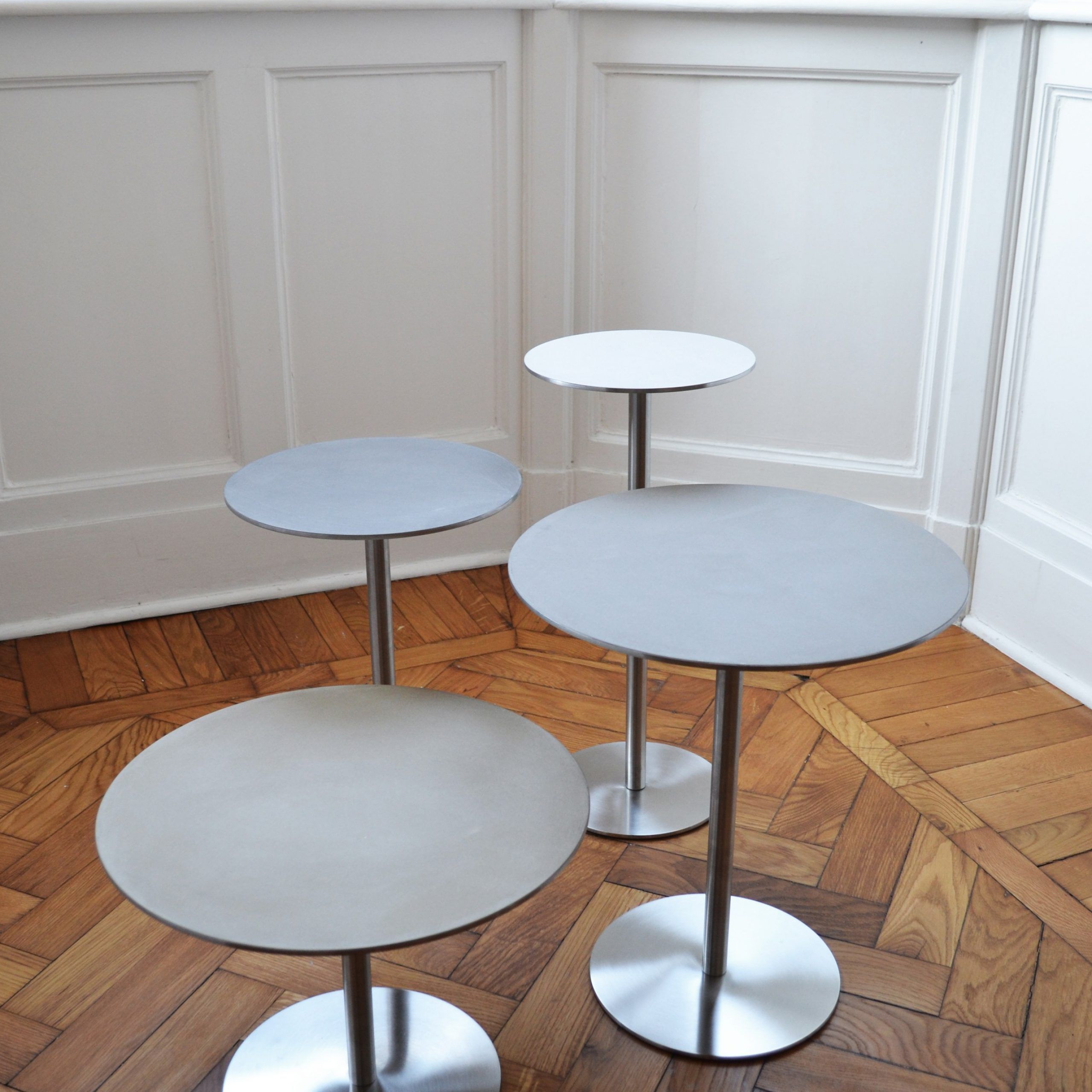 Round Stainless Steel Coffee Table Estermg12 Design Monica Freitas In Popular Metal Coffee Tables (View 1 of 10)