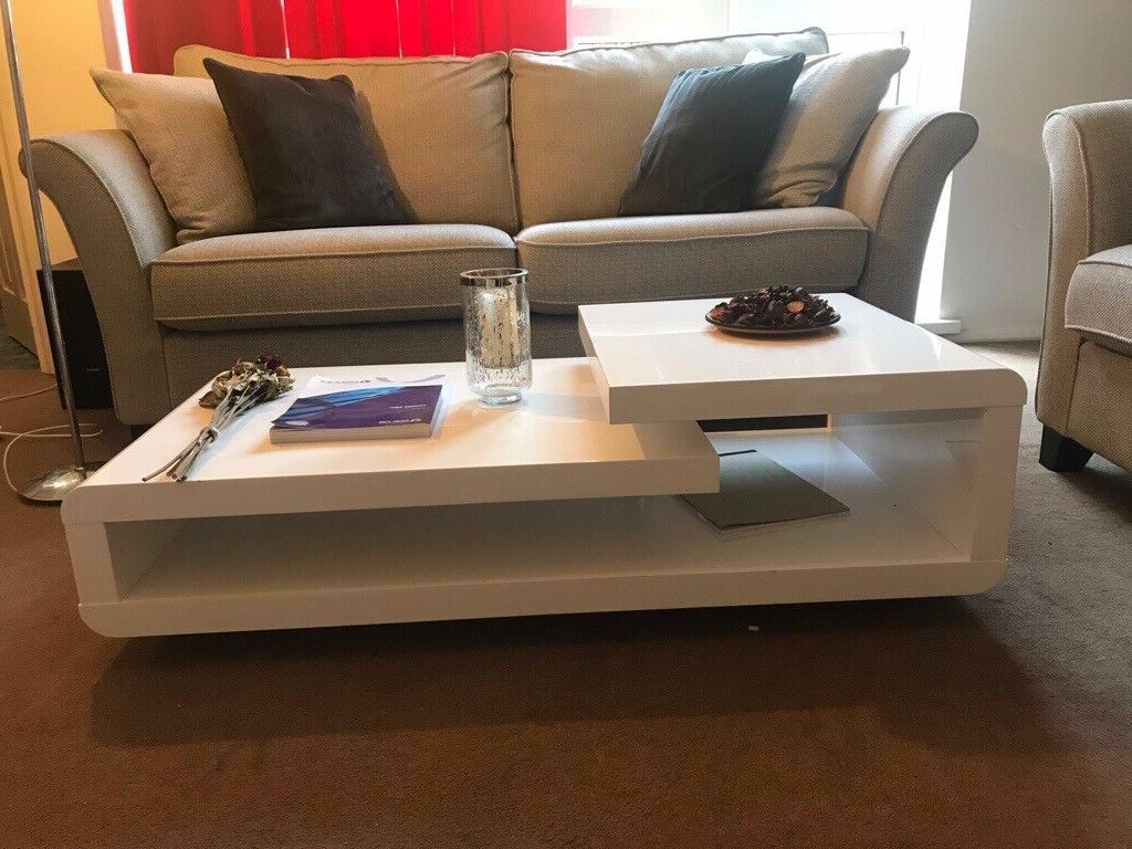 Tiffany White High Gloss Double Level Coffee Table In Excellent Inside Recent White Gloss And Maple Cream Coffee Tables (View 3 of 10)