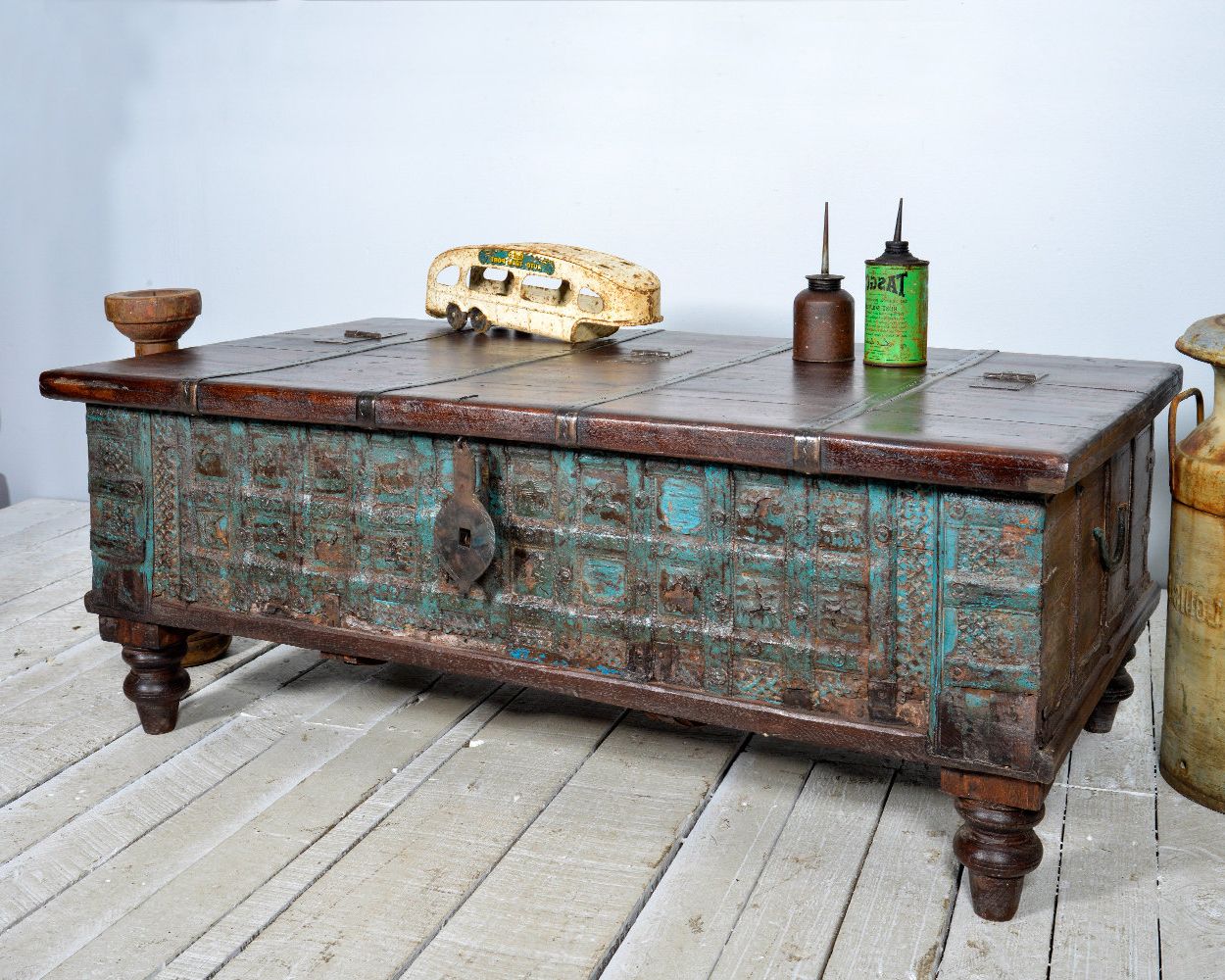 Well Known Antique Blue Gold Coffee Tables With Reclaimed Trunk Coffee Table Antique Indian Intense Blue (View 7 of 10)