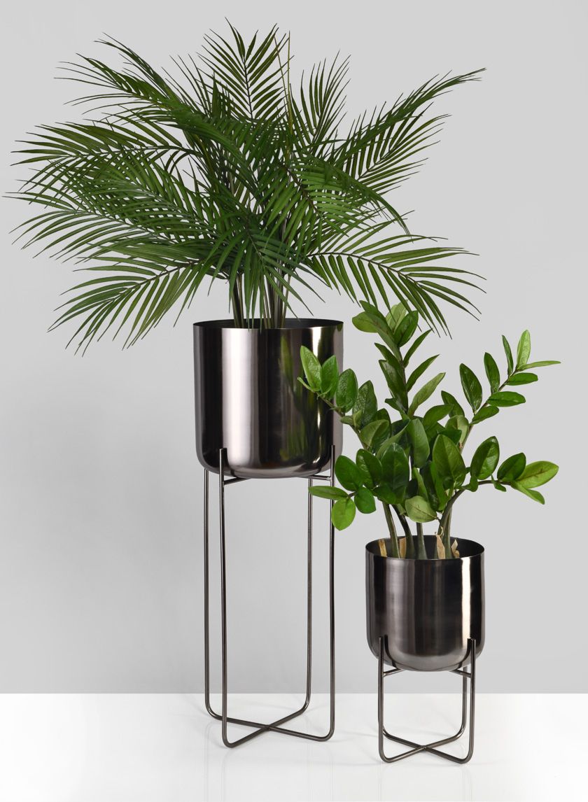 Black Nickel Soho Planters With Stand Pertaining To Famous Nickel Plant Stands (View 8 of 10)