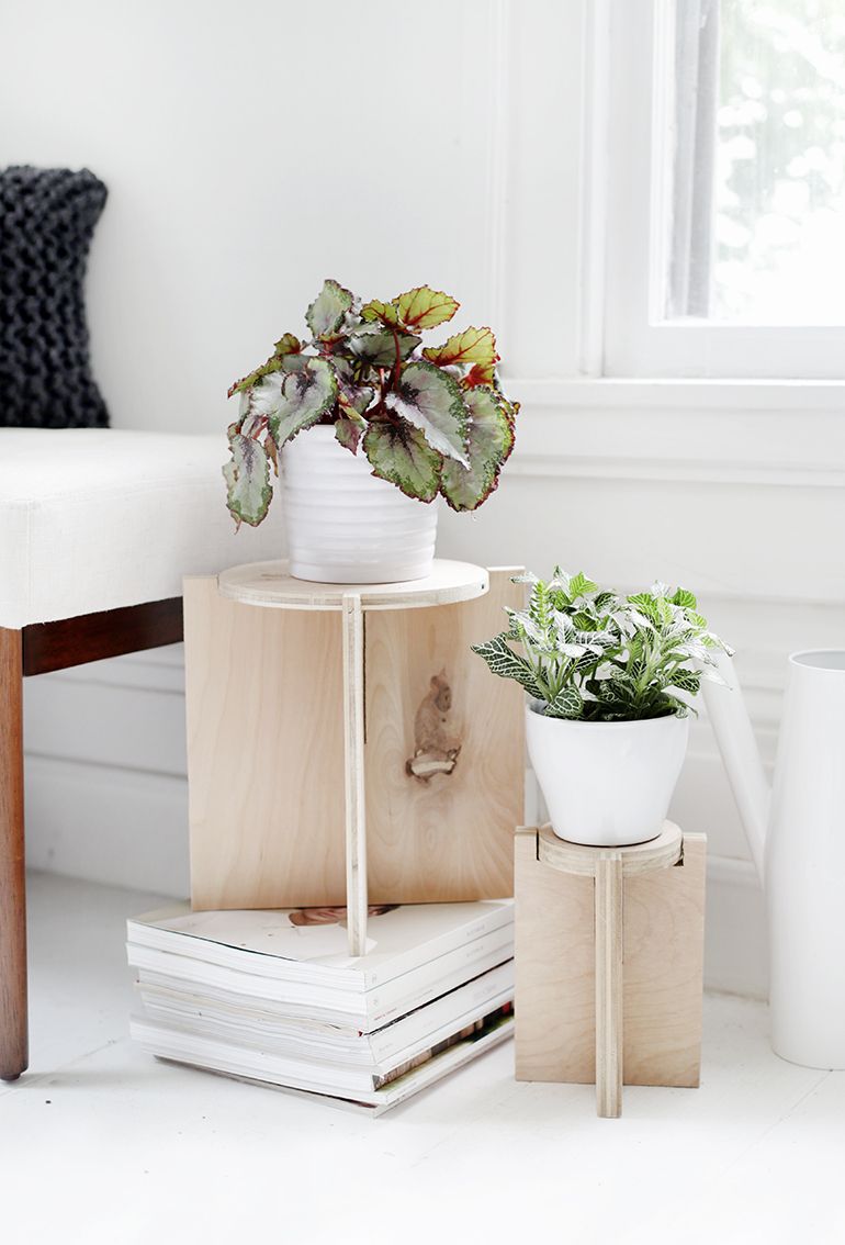 Diy Wooden Plant Stand – The Merrythought Throughout 2020 Particle Board Plant Stands (View 9 of 10)