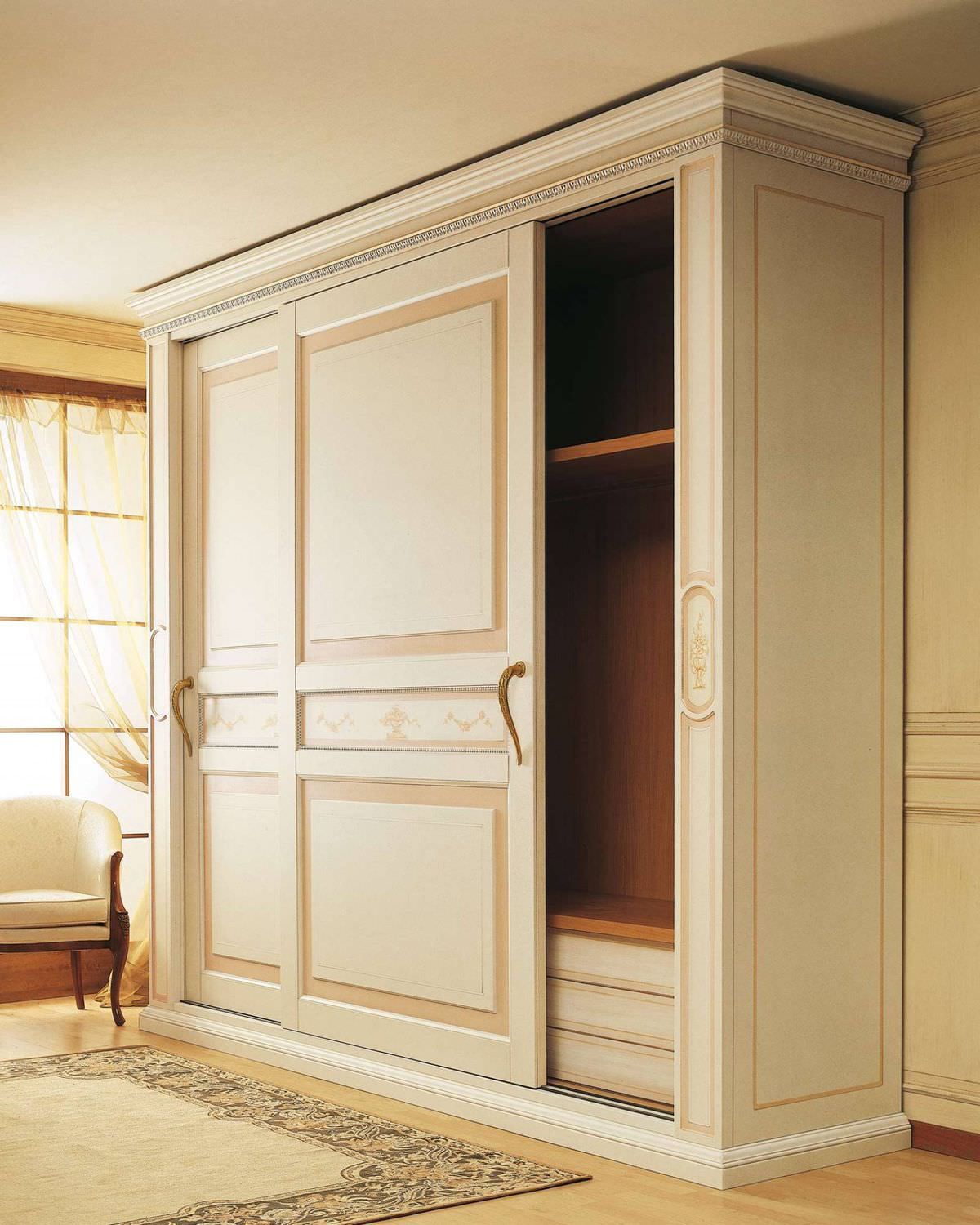 2018 Traditional Wardrobe – Canova – Vimercati Meda Luxury Classic Furniture –  Wooden / Sliding Door / Beige Throughout Traditional Wardrobes (View 7 of 10)