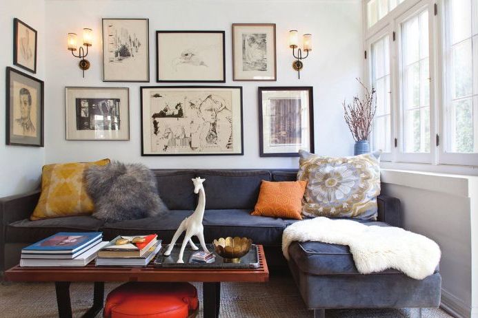 Sofas For Small Spaces Regarding Most Popular Decorating Small Spaces: 7 Outdated Rules You Can Break (Photo 3 of 10)