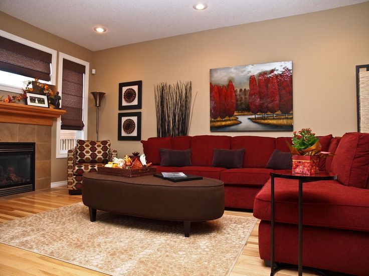 Sofas With Ottomans In Brown Inside Most Recent 47 Beautiful Living Rooms With Ottoman Coffee Tables (Photo 6 of 10)