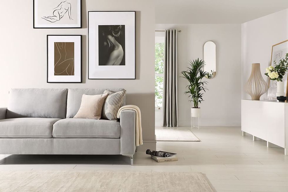 What Colours Go With A Grey Sofa? (View 4 of 10)