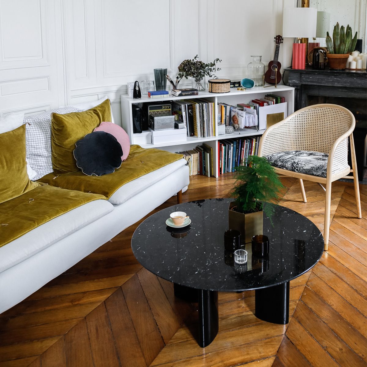 Carlotta Round Coffee Table, Black Marble Top And Black Legs Pertaining To Most Recently Released Full Black Round Coffee Tables (View 8 of 10)